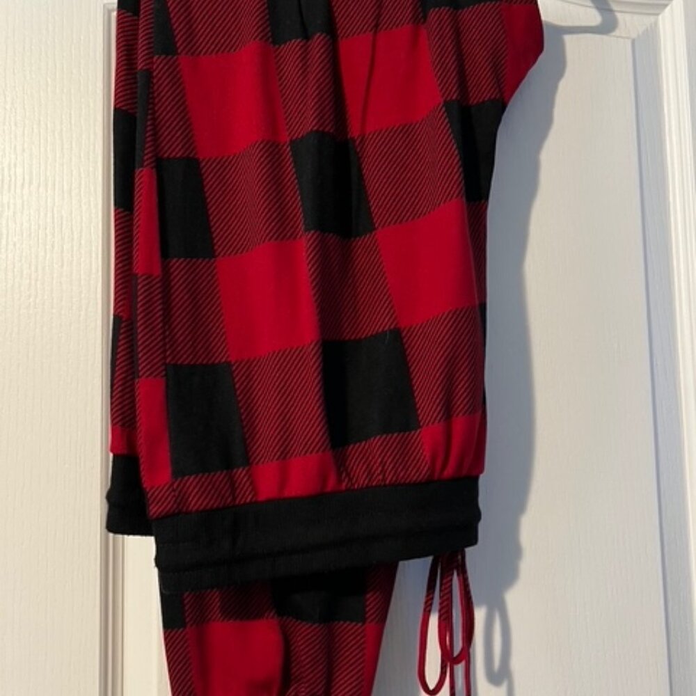 Maurices Buffalo Plaid Jogger Pajama Bottoms